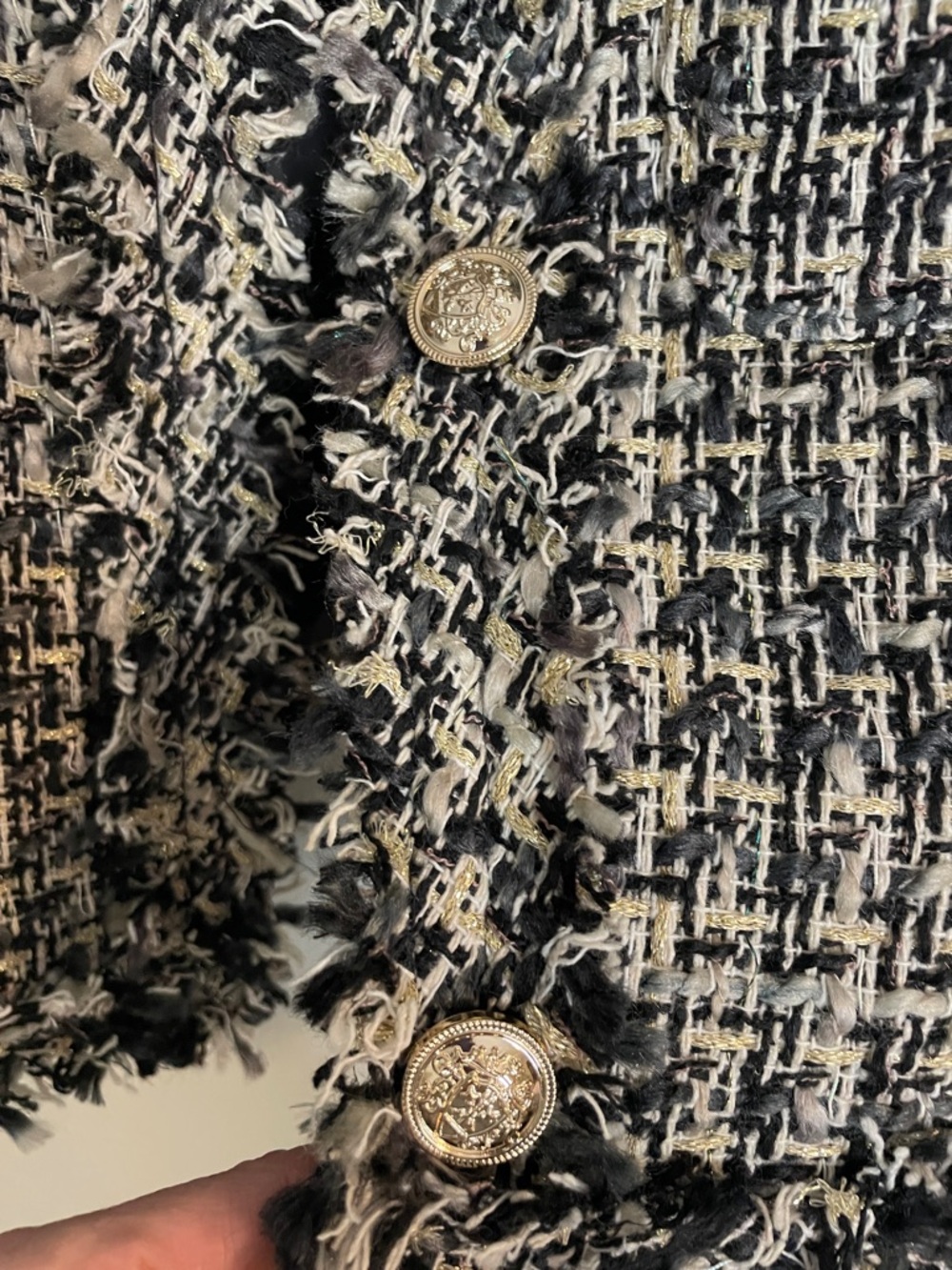 Women's LUSA Paris Black/Cream/Gold Tweed Frayed Edge Cropped Blazer - size S/M - Picture 4 of 12
